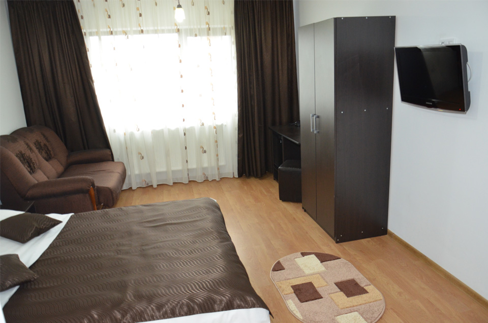 Camera moderna la Cabana Phoenix din Ranca